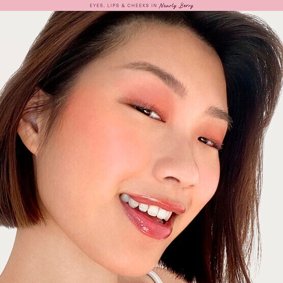 RARE  STAY VULNERAB FACE 5G